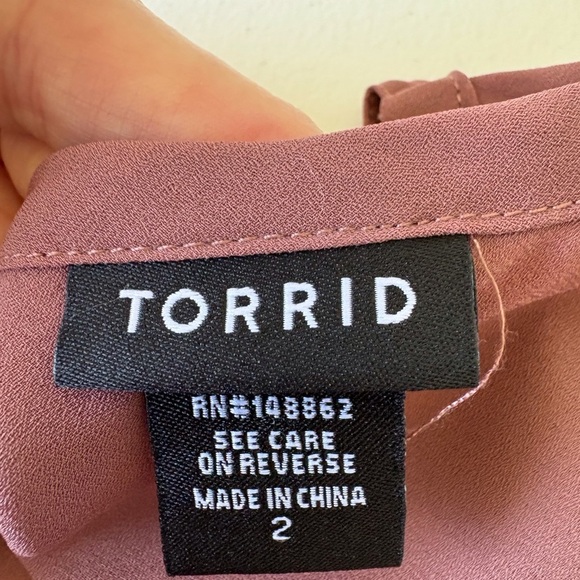 Torrid Crochet V Neck Mauve Size 2X Adjustable Straps Top - Picture 4 of 11